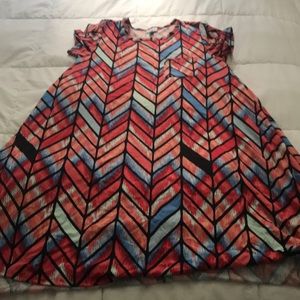 Lularoe Carly multi pinks blues and blacks medium